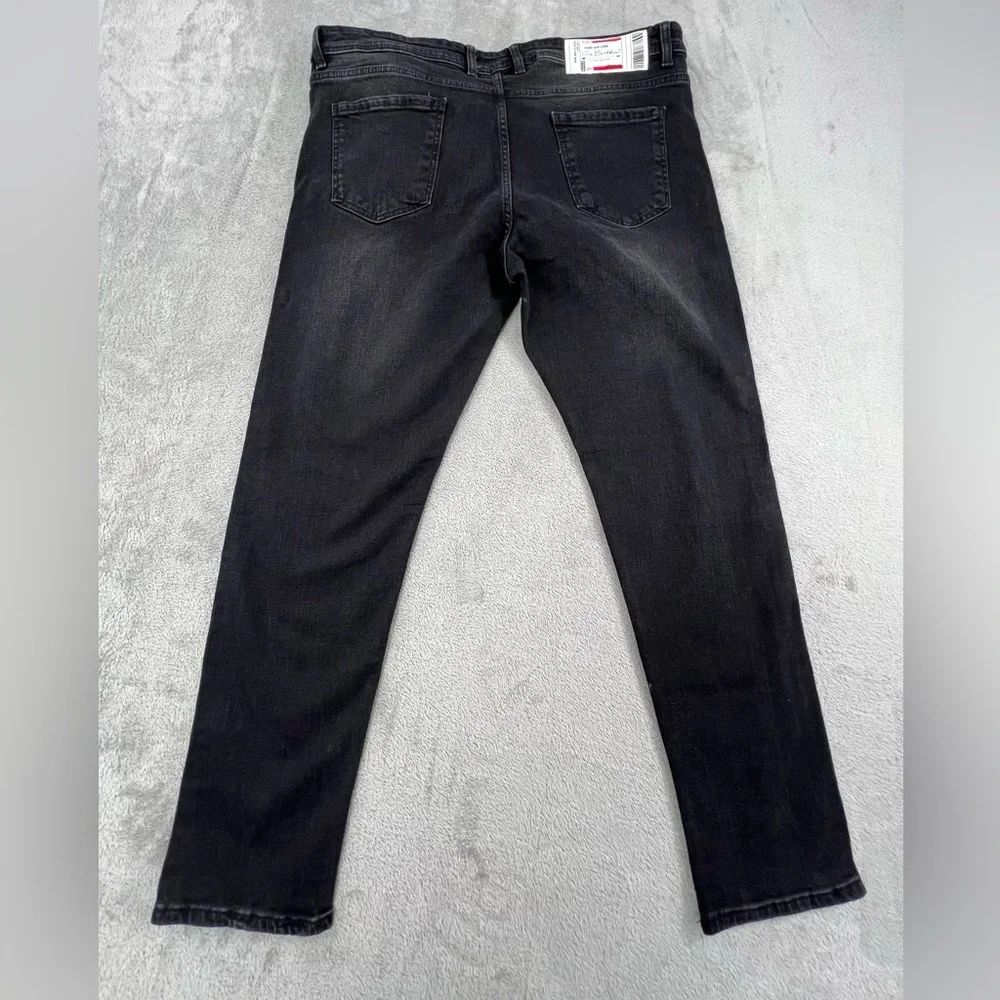 NEW Gio Bardolini Esteban 38‎ x 32 Black Distressed Denim Jeans